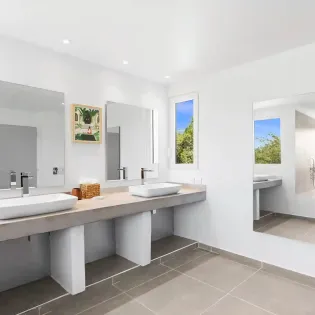 26.10 palm bay bathroom 4