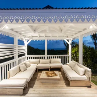 27 coco paillette villa by night
