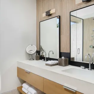 29 footprints bedroom 9