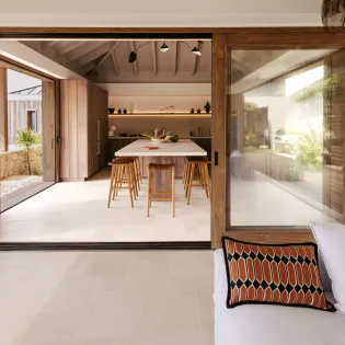 3.1 aqualis kitchen 1