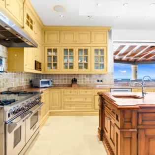 3.1 casa de la playa kitchen