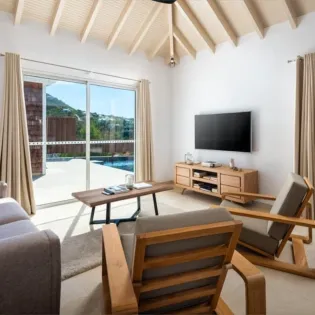 3.1 cypraea living room