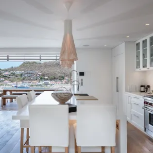 3.1 kreola kitchen