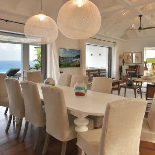 3.1 la romance dining room