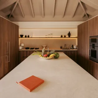 3.2 aqualis kitchen 1