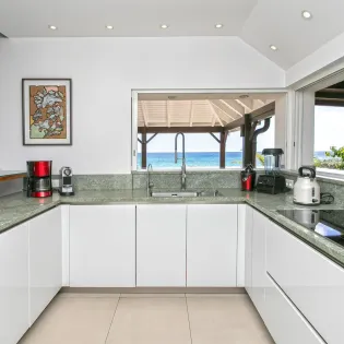 3.2 blue beach indoor kitchen
