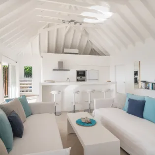 3.2 blue diamond living room