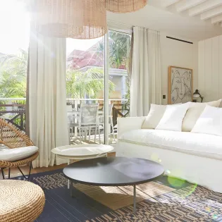 3.2 la paloma living room