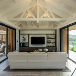 3.2 maud living room