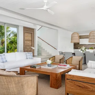 3.3 b.e long bay beachfront villa 7bd kitchen living