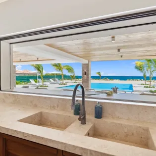 3.3 casa aquila kitchen