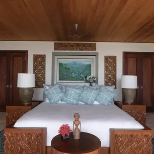 3.4 bali cliff bedroom 3