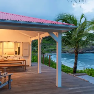 3.4 les sables exterior nightly 3