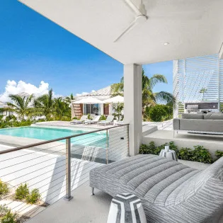 beach_enclave_grace_bay_ocean_view