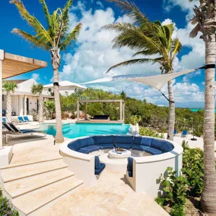  vacation rental photo Turks and Caicos TC ALN Villa Alinna ALNdek01 desktop