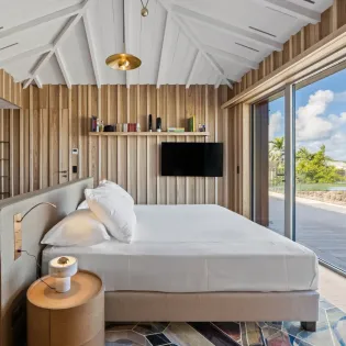 4.1 goldeneye bedroom 1