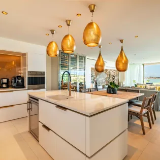 4.1 lazuli kitchen