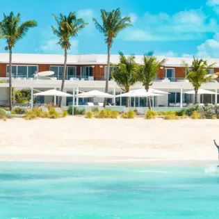 4.1 sol e mare beach view