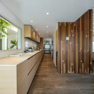 4.1 wine note kitchen