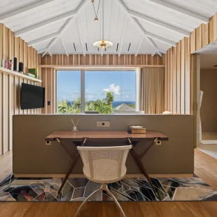 4.2 goldeneye bedroom 1