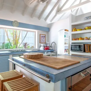 4.2 manoir de lurin kitchen