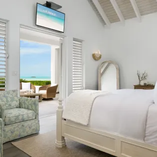 4.2 twin palms bedroom 2