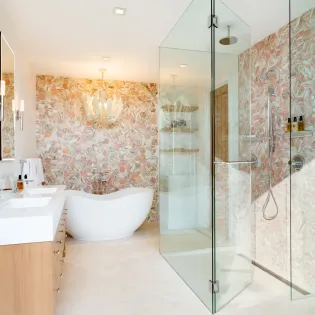 4.2 villa bristol breeze bathroom 1