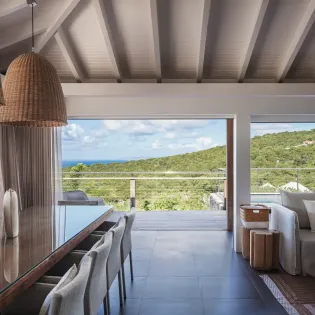 4.3 avalon living room