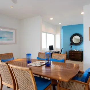 4.3 etoile de mer dining room