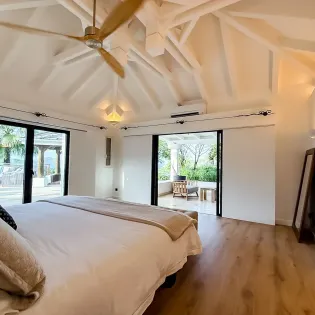 4.3 la desirade bedroom 1