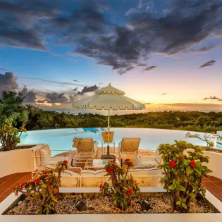 4.3 mariposa night photos