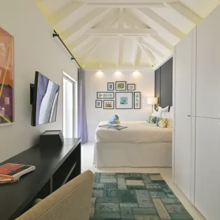 4.3 silhouette primary bedroom