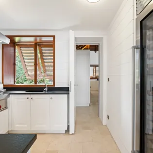 4.3 sixieme sens kitchen