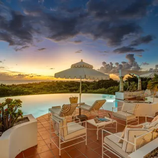 4.4 mariposa night photos