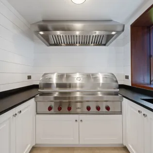 4.4 sixieme sens kitchen
