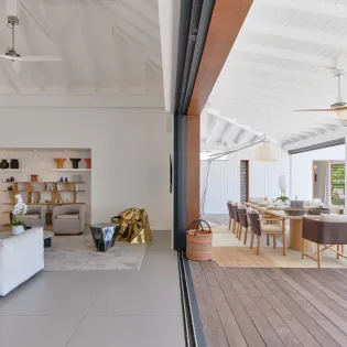 4.5 ahava living room
