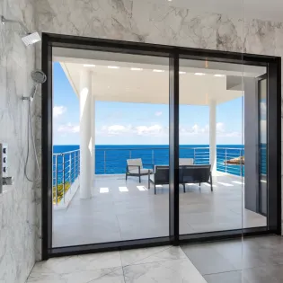 4.5 reve noir bedroom 1