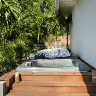 4.7 emeraude bedroom 2