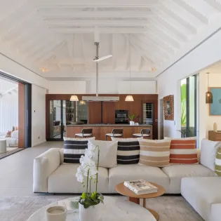 4.8 ahava living room