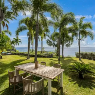 4.8 emeraude bedroom 1