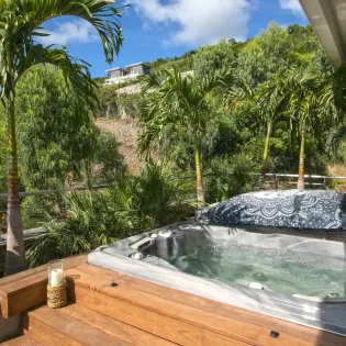 4.8 emeraude bedroom 2