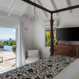 5.1 bel air bedroom 1