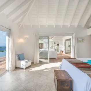 5.1 blue diamond bedroom 1