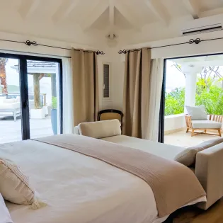 5.1 coco blue bedroom 1