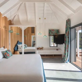 5.1 dancing queen bedroom 2