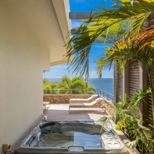 5.1 emeraude bedroom 2