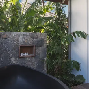 5.1 natacha bathroom 1