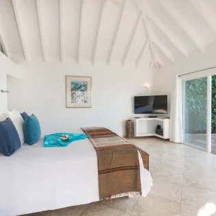 5.2 blue diamond bedroom 1