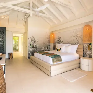 5.2 quartz primary bedroom
