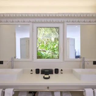 5.3 bonbonniere bedroom 1